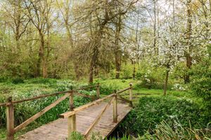 Estate Ground- click for photo gallery